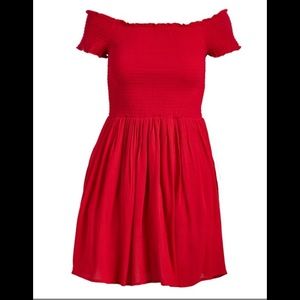 ❤️ Go Coco Red Off Shoulders Dress Size Medium